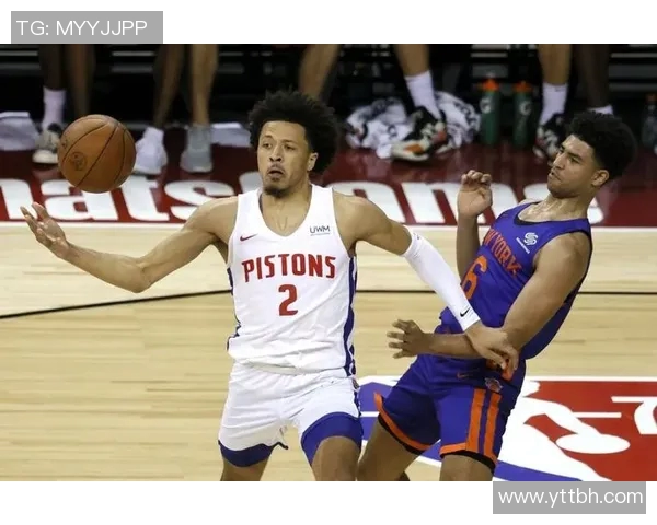 凯德坎宁安如何在NBA赛场上展现出卓越的领导力与全能球技