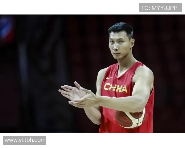 易建联：从篮球场的传奇到生活中的榜样，见证中国体育的辉煌与挑战